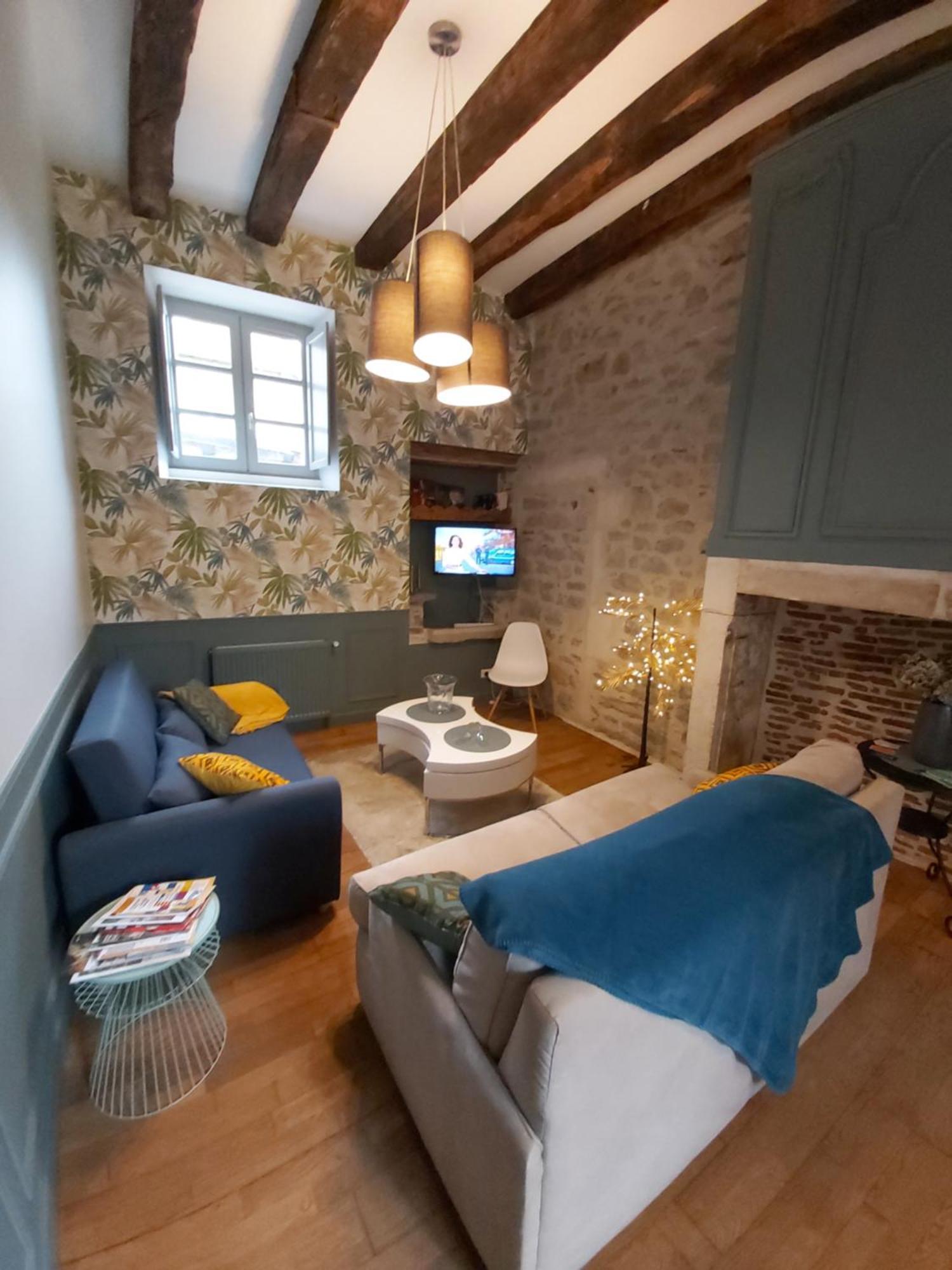 Le Saint-Georges Apartment วีย์ฟร็องเช-เดอ-ฮูแอเก ห้อง รูปภาพ