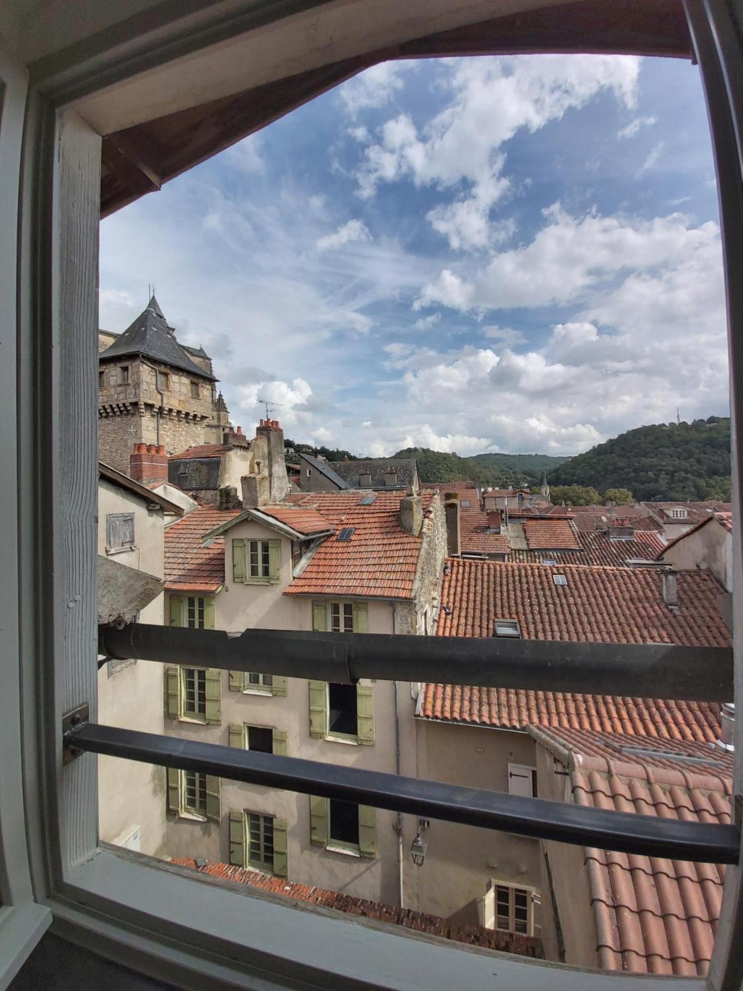 Le Saint-Georges Apartment วีย์ฟร็องเช-เดอ-ฮูแอเก ห้อง รูปภาพ